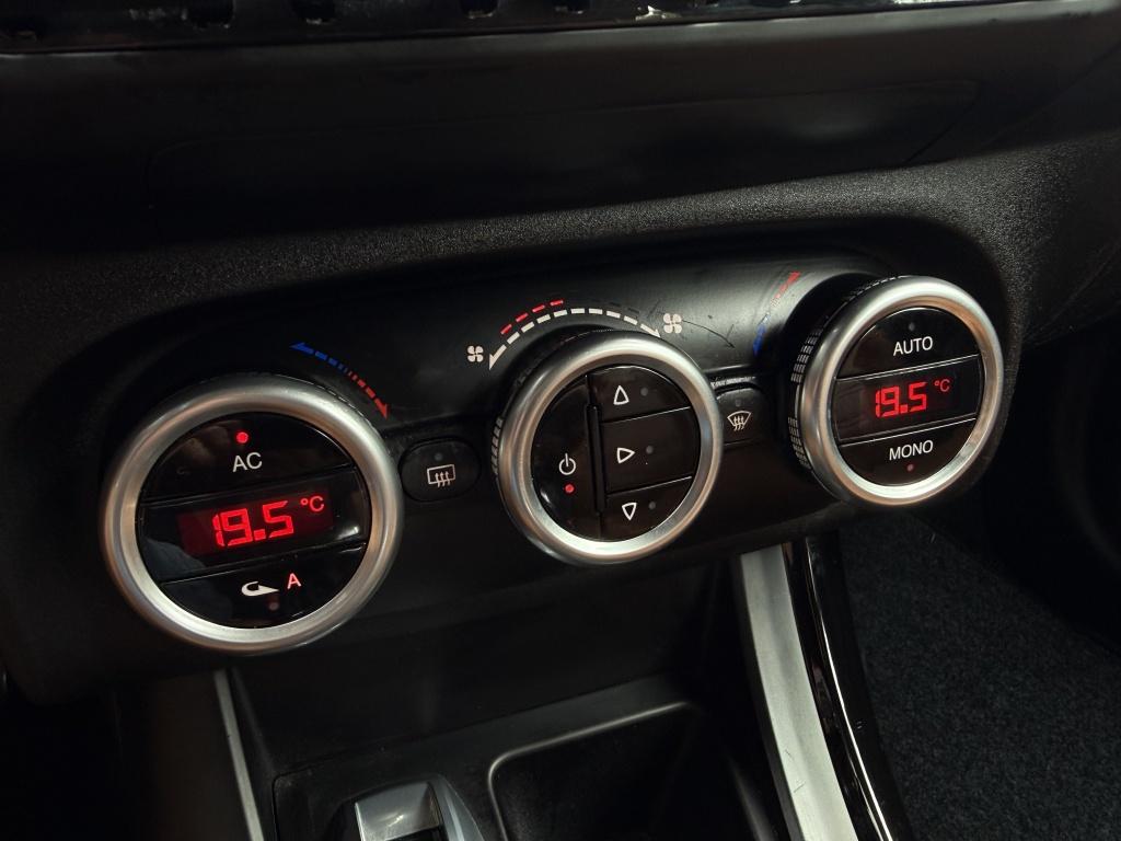 Alfa Romeo Giulietta 1.4 t distinctive - grote beurt + nieuwe distributie -