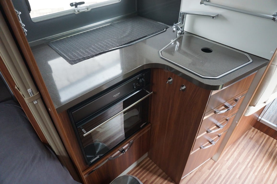 Adria Coral Supreme S 670 SL T 2015 met 38.000km euro 5