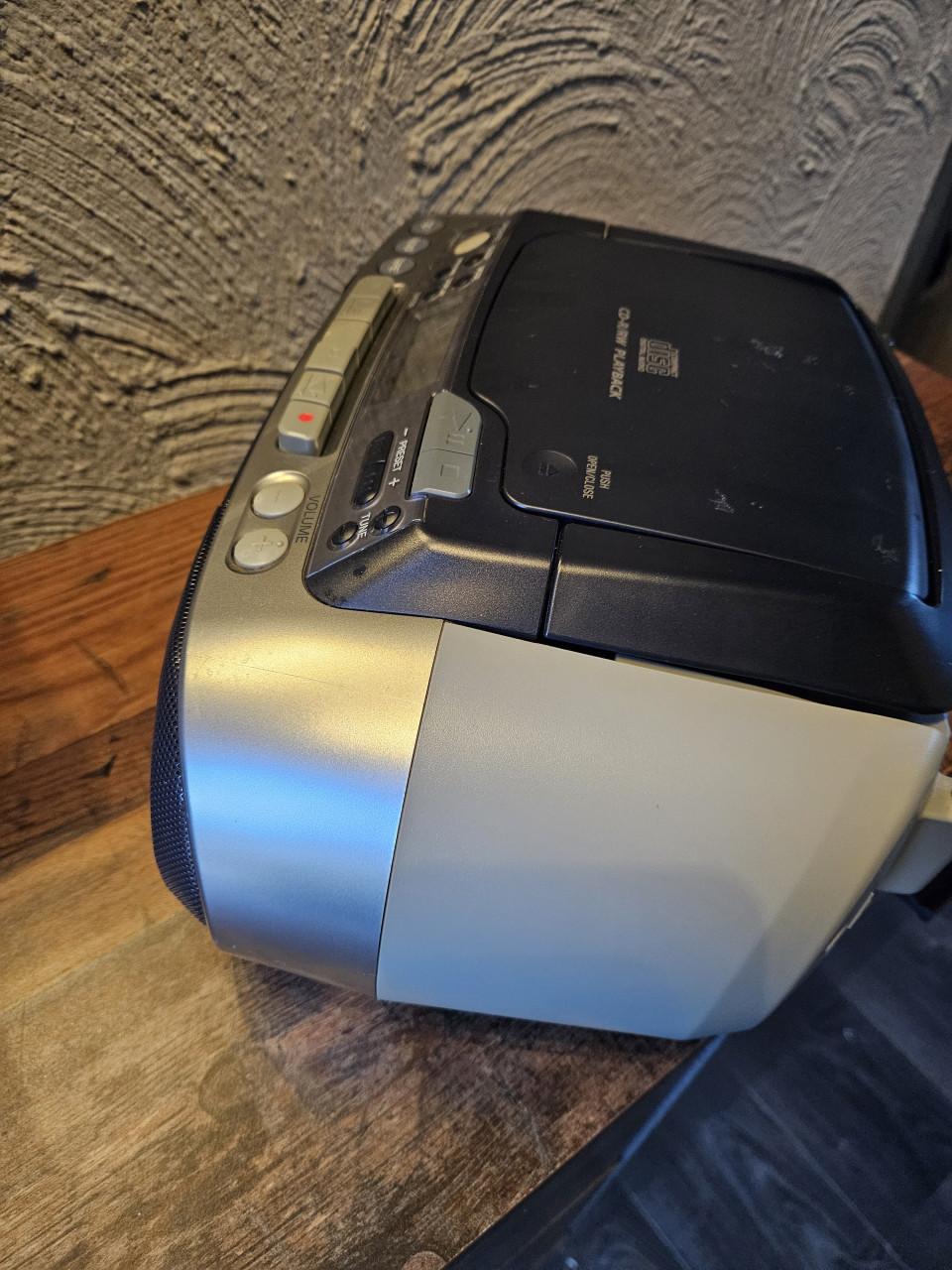 Werkende nette sony CFD-S01 CD Radio Cassette-speler Boombox
