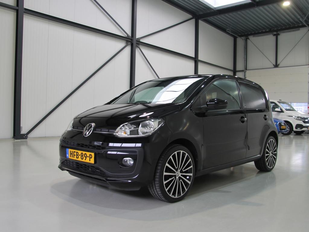 Volkswagen UP! active 5drs. clima | cruise | camera | vol!