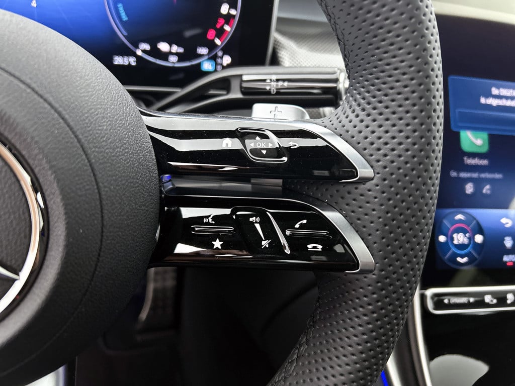 Mercedes-Benz Glc 400e 4matic sport edition | trekhaak | amg premium | park