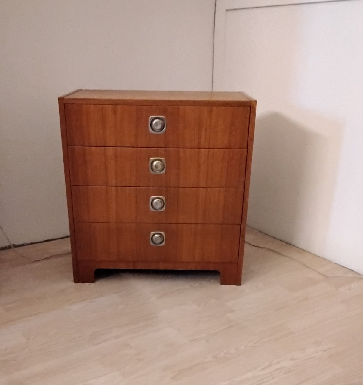 VINTAGE LADENKASTJE