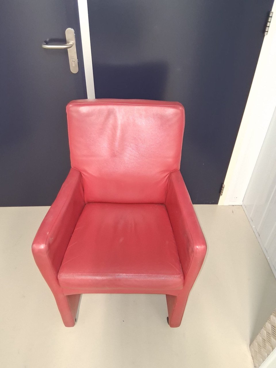 Mooie lederen stoelen 6 stuks