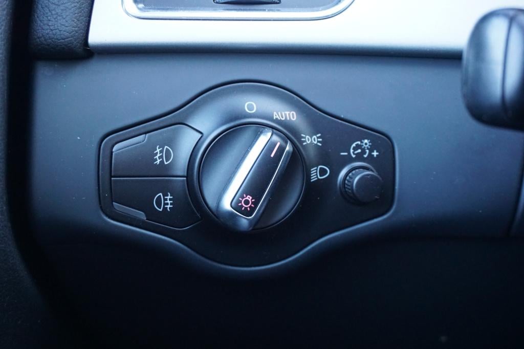 Audi A4 avant 1.8 tfsi pro line s climate / navi / cruise / parkeersens. / 