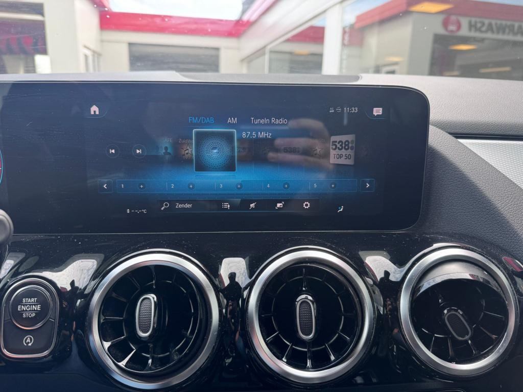 Mercedes-Benz Gla-klasse 180 business solution