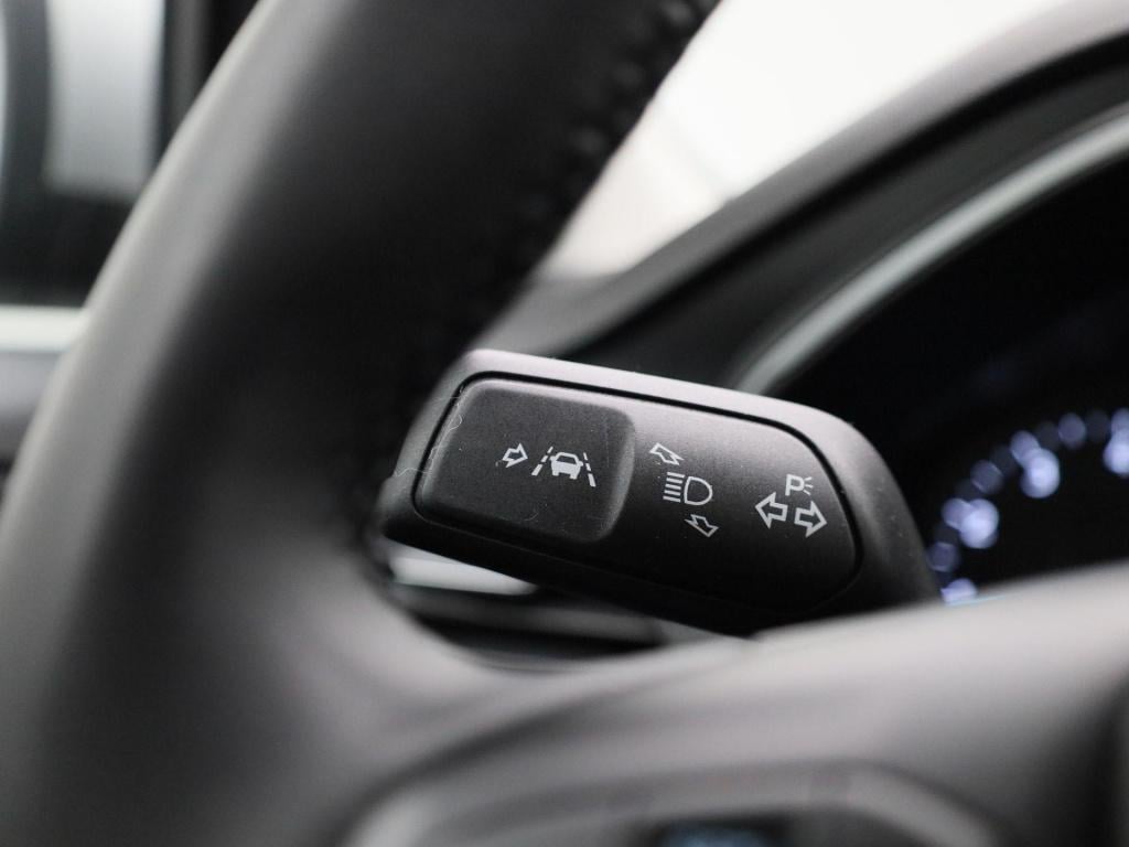 Ford Focus wagon 1.0 ecoboost hybrid connected | parkeer sensoren | navigat