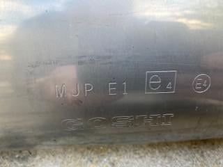 Complete uitlaatset, demper en uitlaat bocht voor een Honda Africa Twin