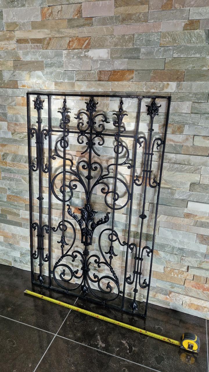 Antiek Frans ijzeren sierhek