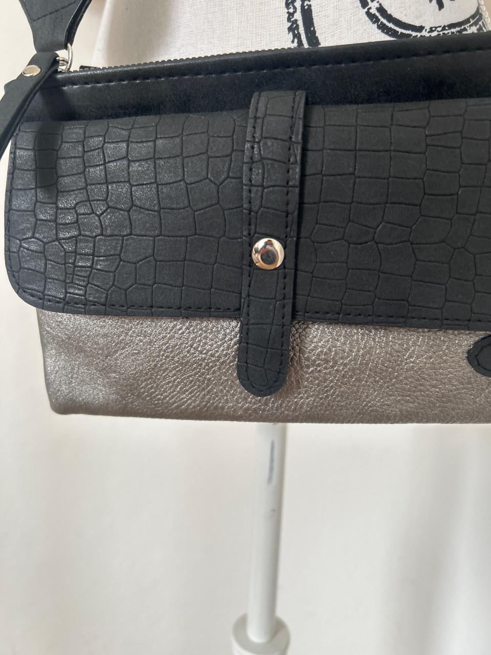 Damestasje nieuw. 10 euro.