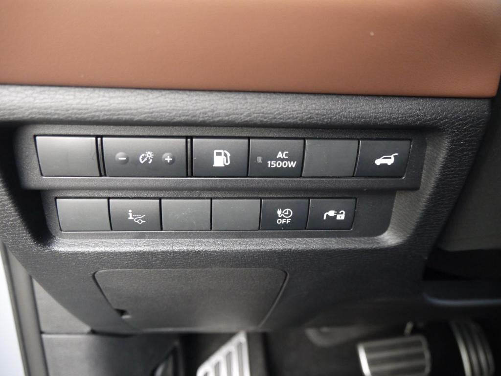 Mitsubishi Outlander 2.4 phev instyle+