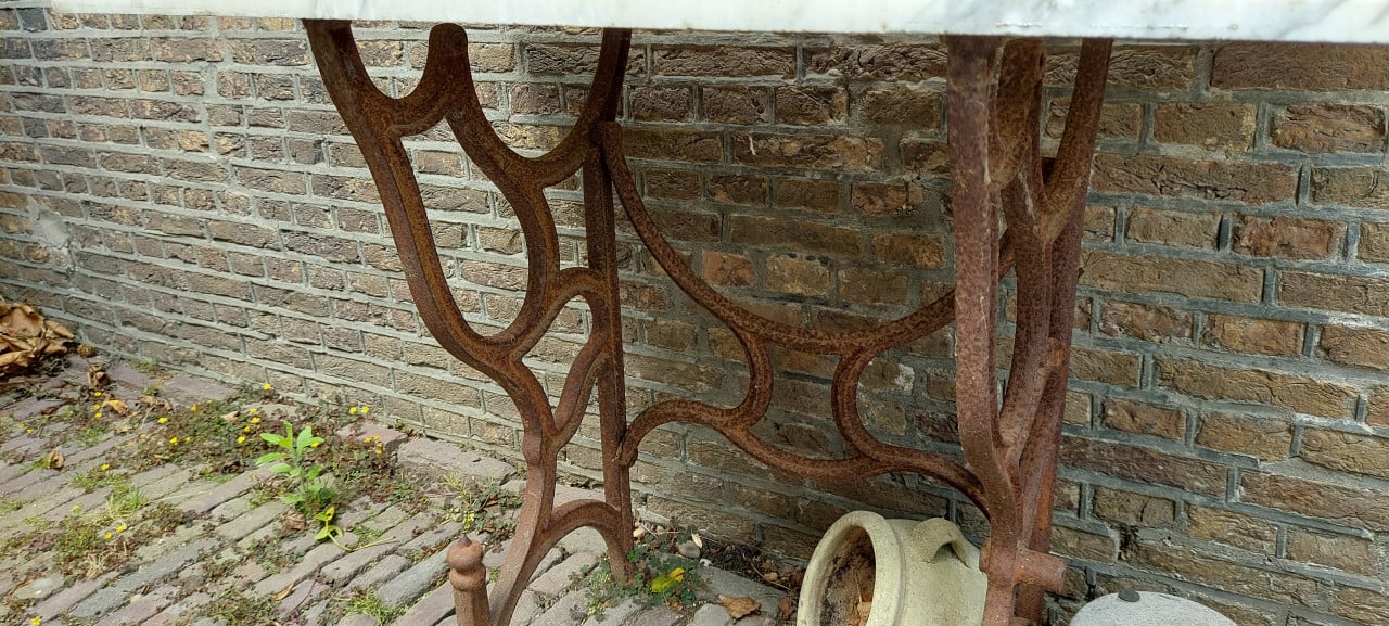 Tuin-sidetable