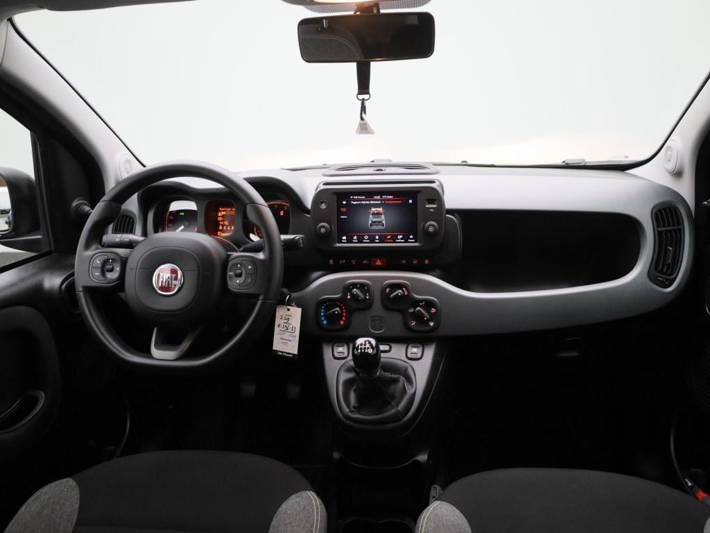 Fiat Panda 1.0 hybrid city life | apple carplay / android auto | airco | cr