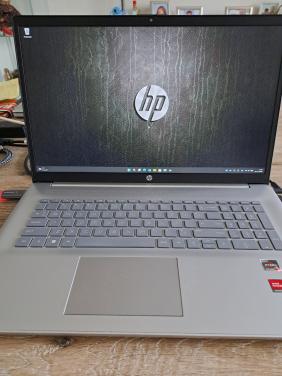 HP 17,3 inch Full HD laptop Ryzen 5-7250u
