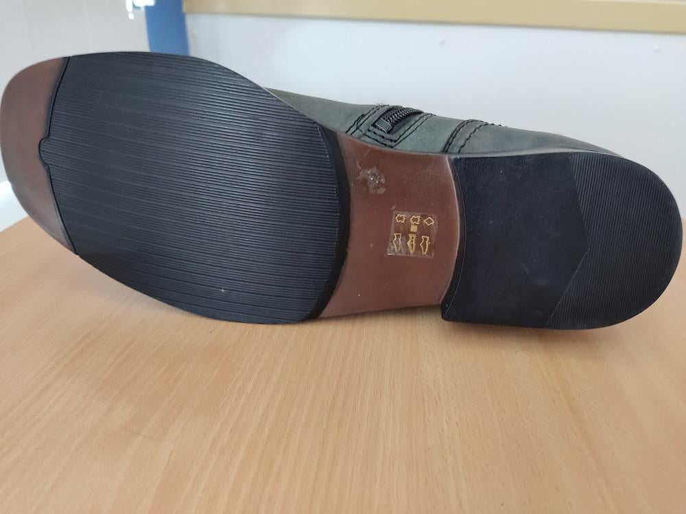 Nieuwe Lederen laarsjes - mt. 45