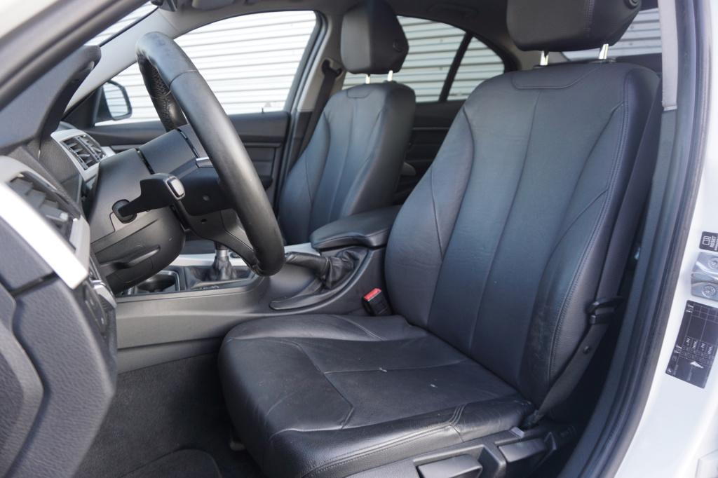 BMW 3-serie 320i efficientdynamics edition executive climate / navi / cruis
