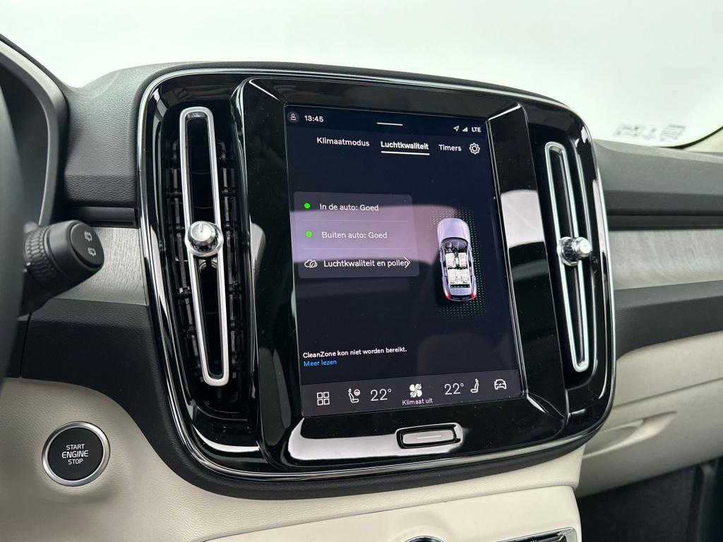 Volvo XC40 b4 gt plus dark pano
