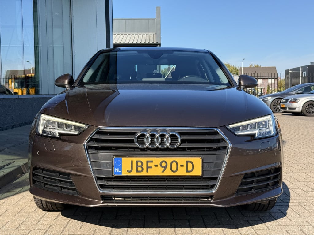 Audi A4 limousine | achteruitrijcamera | keyless | digital dash | 2.0 tfsi