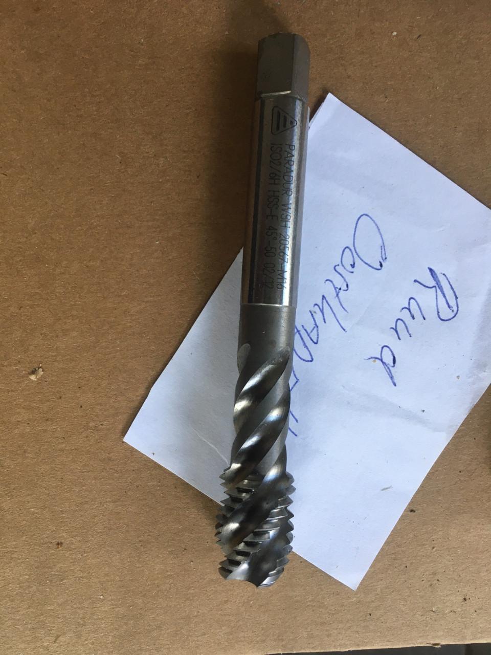 Walter machinetap M16