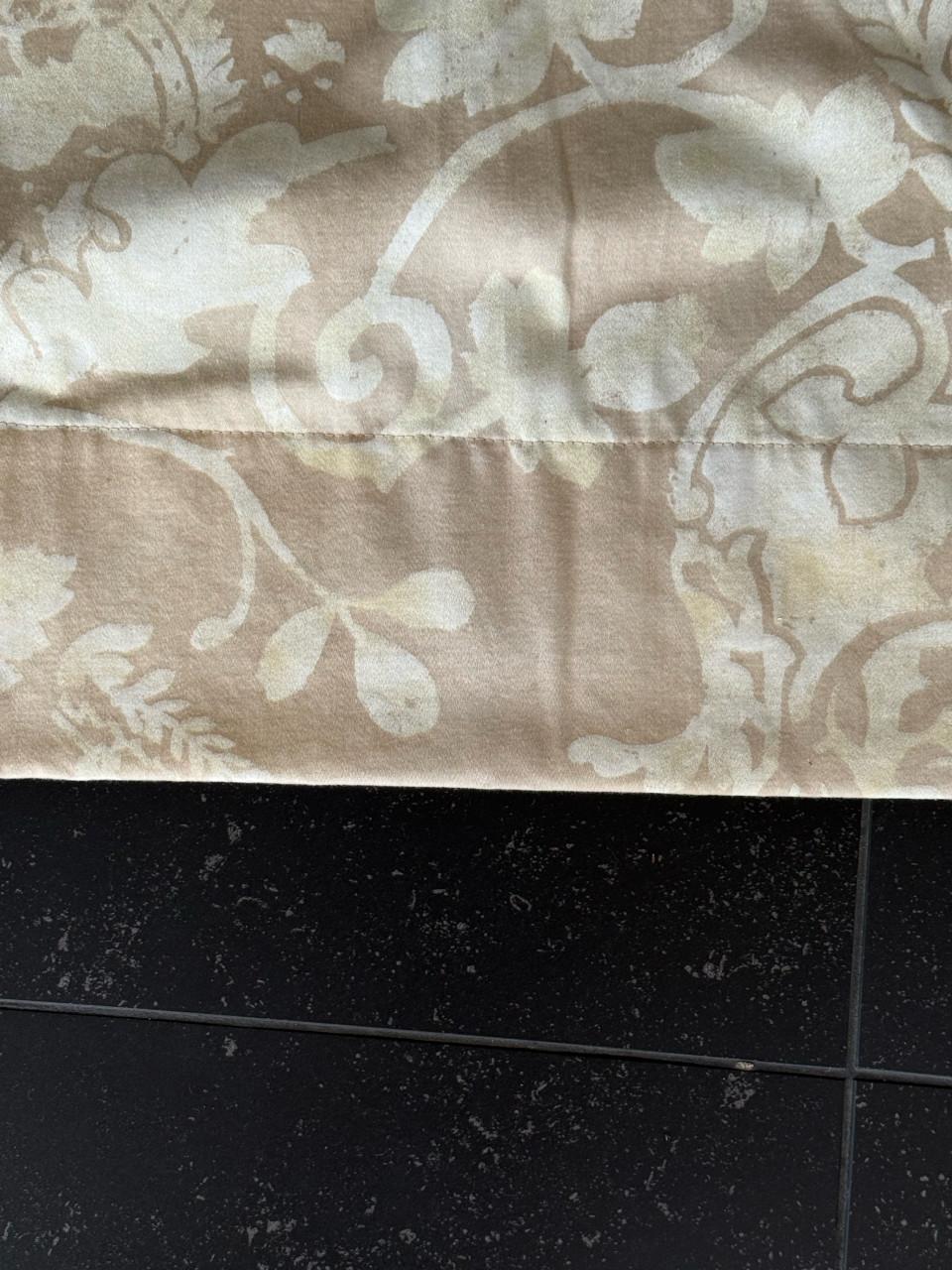 Gebruikte overgordijnen met vlinderplooi