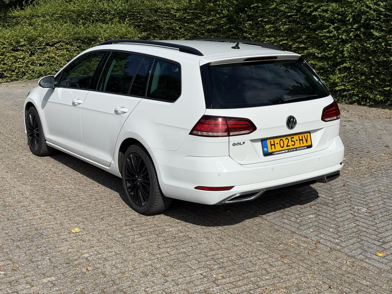 Volkswagen Golf - 1.0 TSI Highline Trekhaak