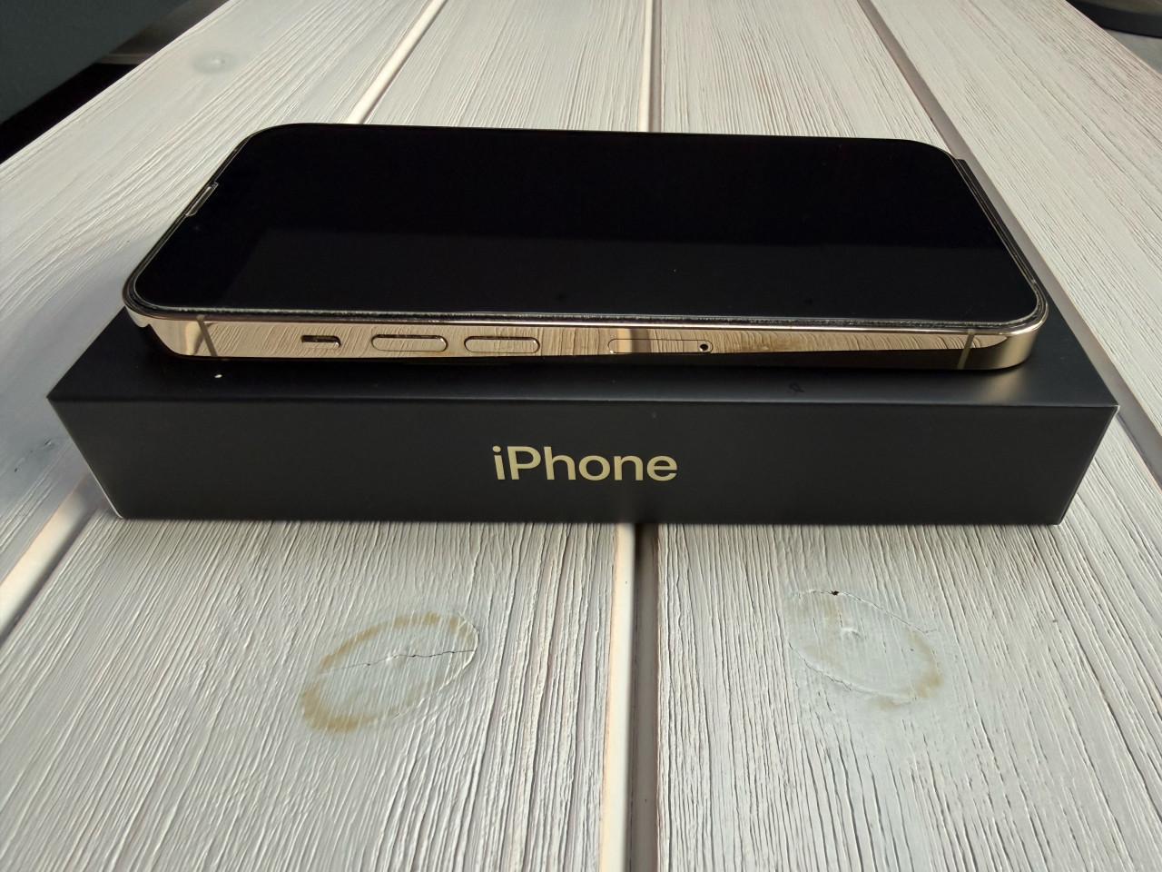 Prachtige Apple iPhone 13 Pro 128 GB Goud – Krasvrij!