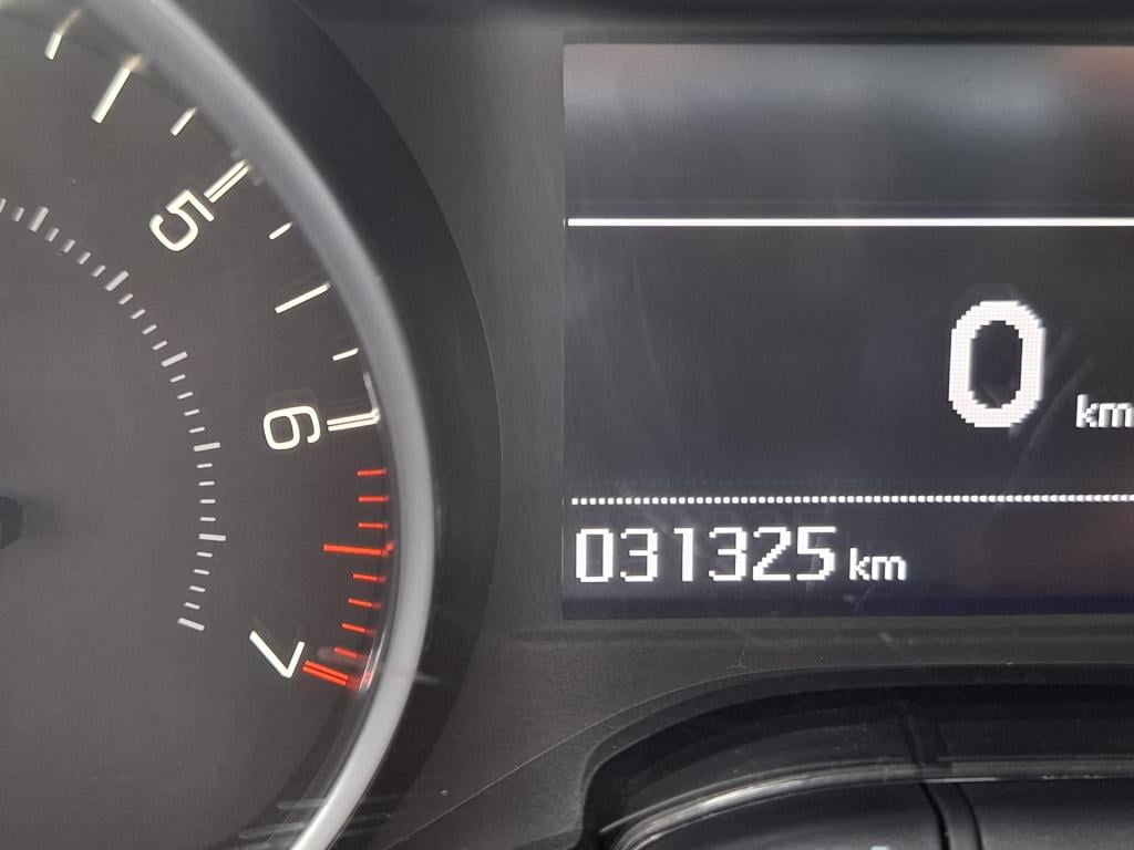 Peugeot 2008 suv 1.2 active pack premium pano/nav/lmv