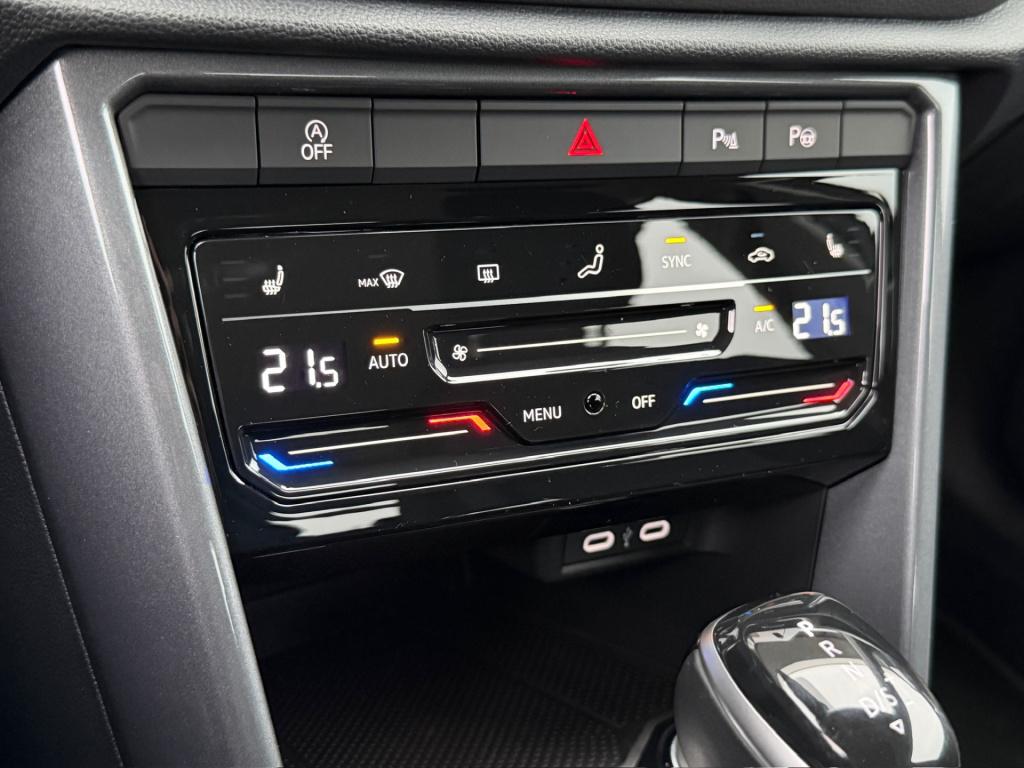 Volkswagen T-roc 1.5 tsi 150pk dsg style carplay | camera | keyless | elek.