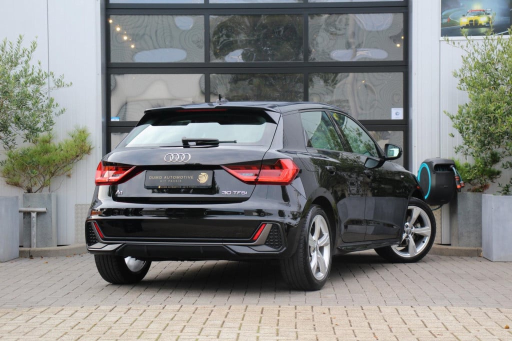 Audi A1 Sportback 30 tfsi s line - virtual - led - matrix - cruise - carpla