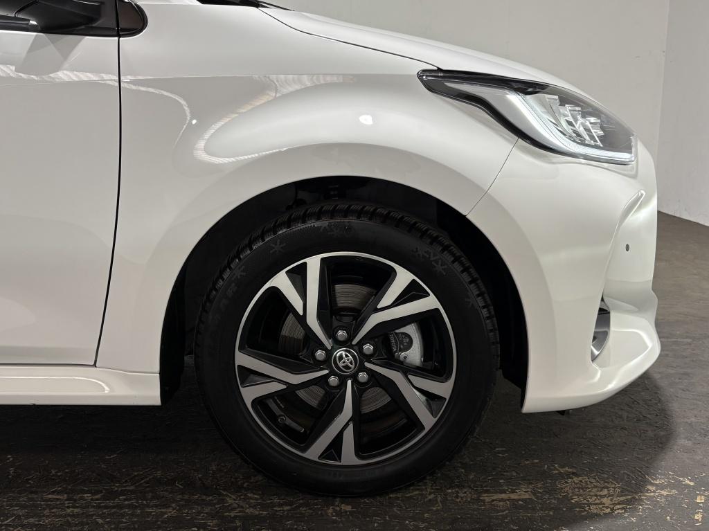Toyota Yaris 1.5 hyb. 115 first edition | pdc |