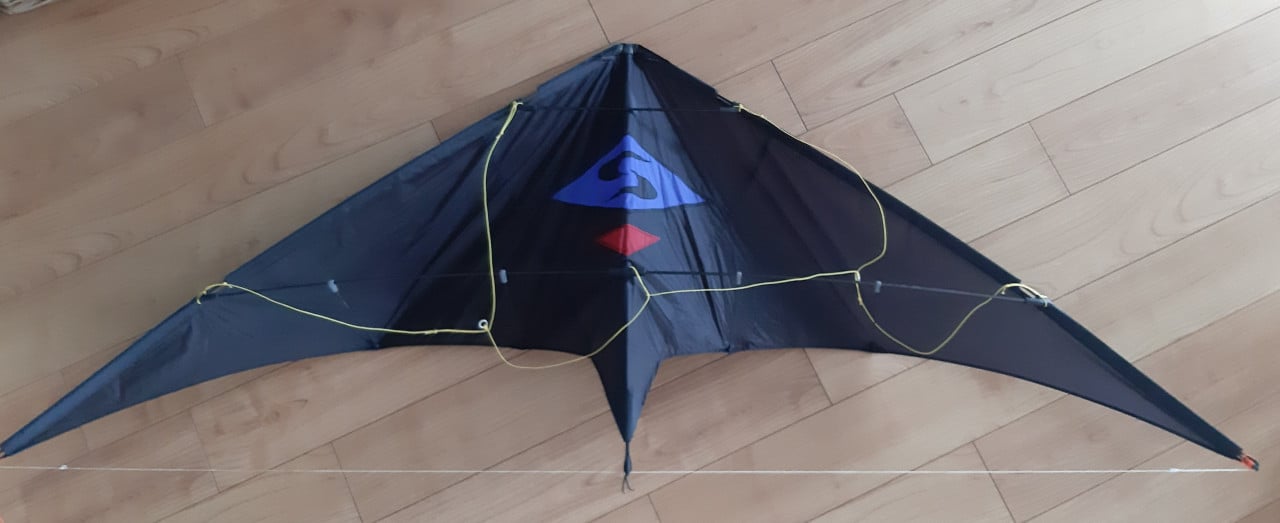 Siegers Sportvlieger 80x180 cm zwart met gekleurd dessin