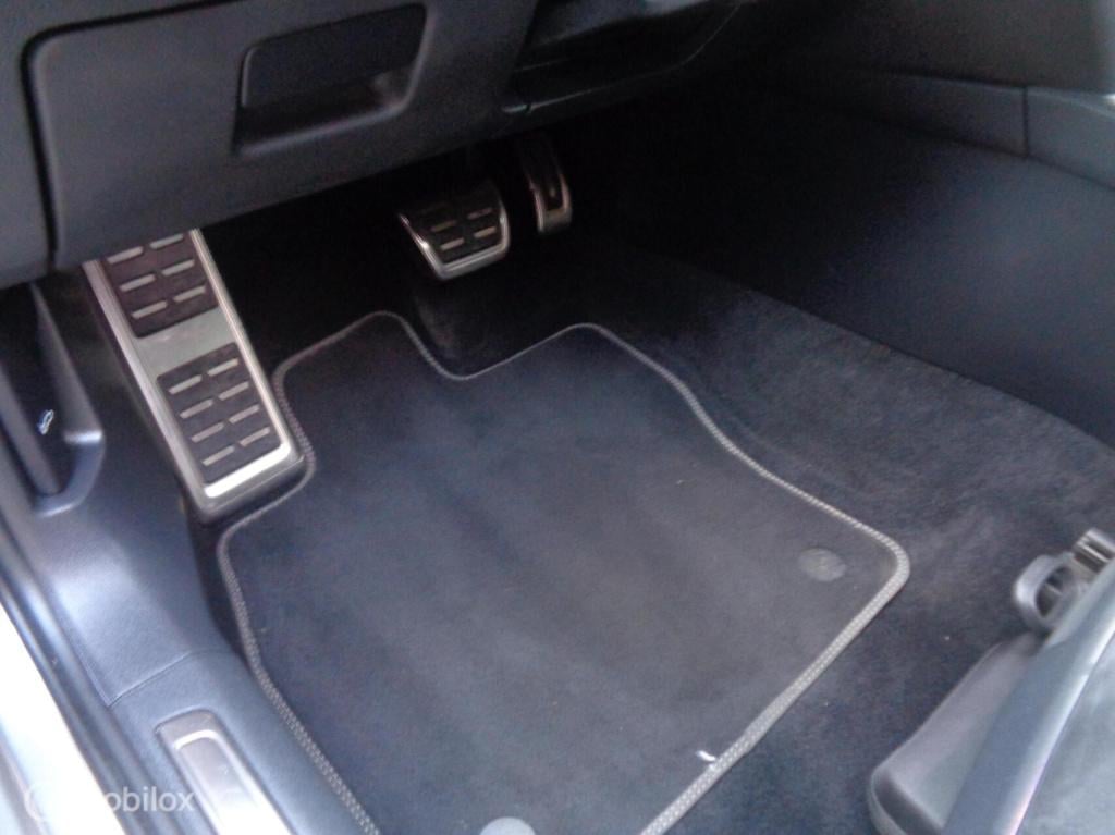 Volkswagen Arteon 2.0 tsi business r-line/ dsg-7/pano/dcc/stoeverw/ 20'' lm