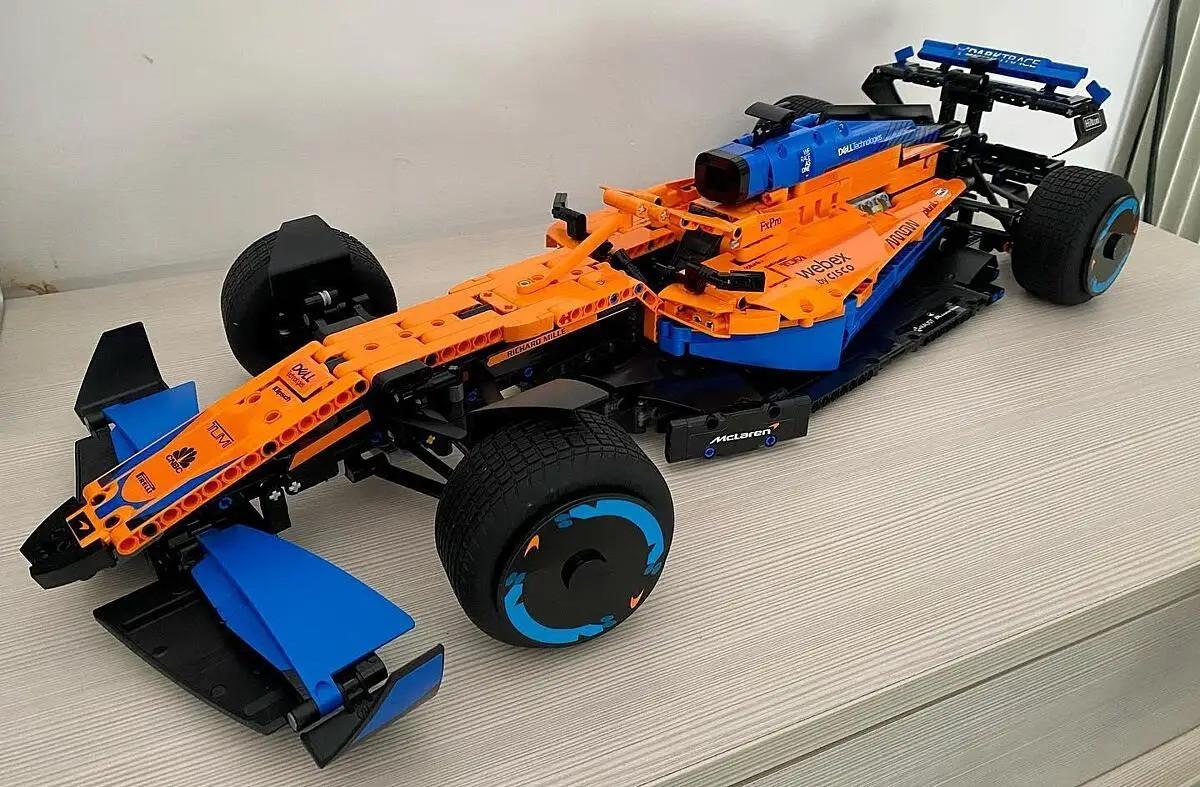 Lego Technic 42171 – McLaren Formule 1 racewagen