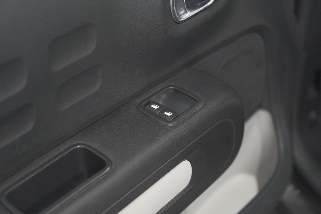 Citroen C3 puretech 82 s&s business | trekhaak | apple carplay | climate co