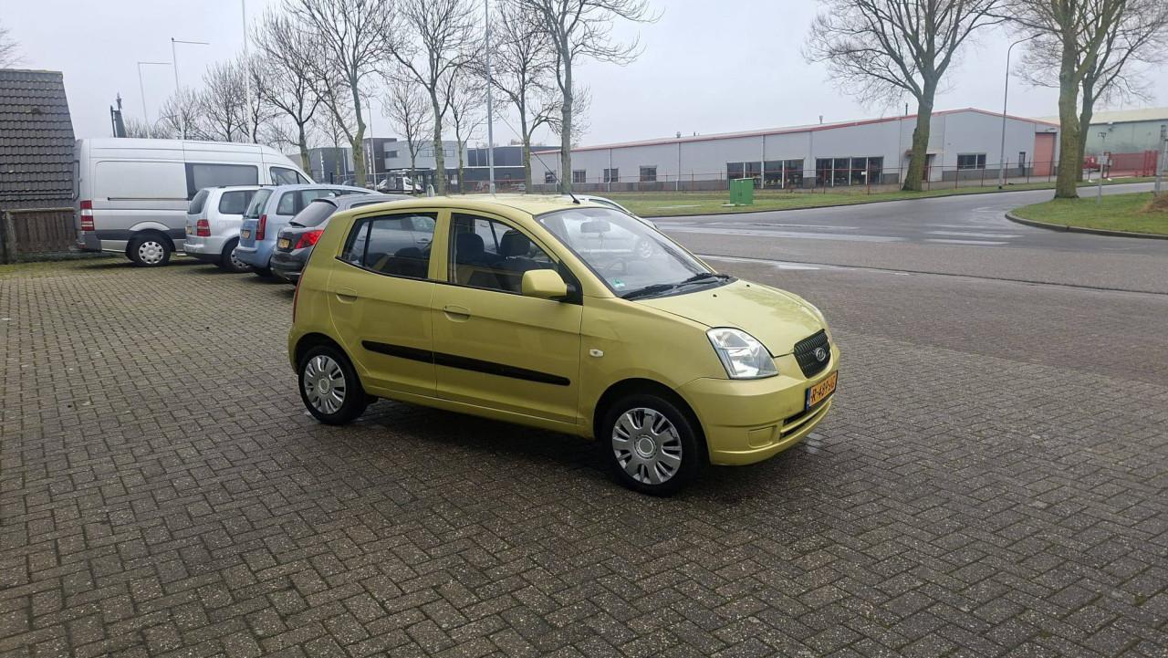 Kia Picanto 1.1 LX 5deurs bj:2005 airco apk 10-2026