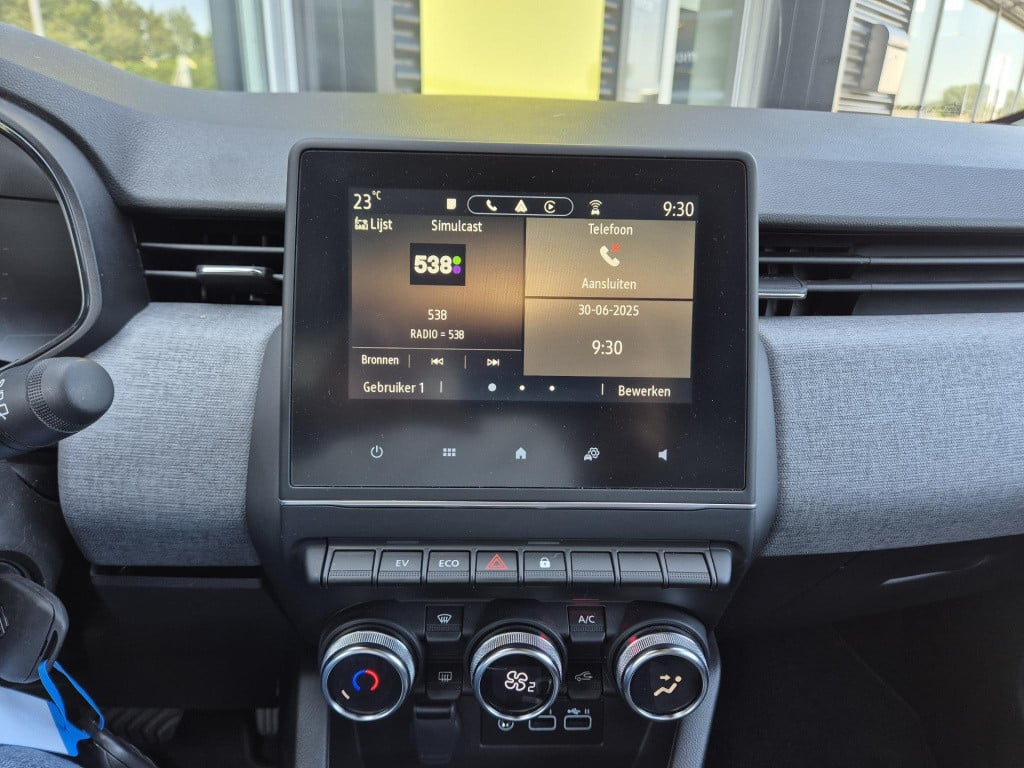 Renault Clio 1.6 e-tech full hybrid 145 evolution android/apple auto, camer