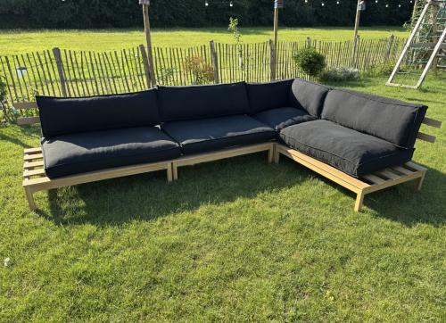 Palletkussen loungebank incl. onderstellen (buiten)