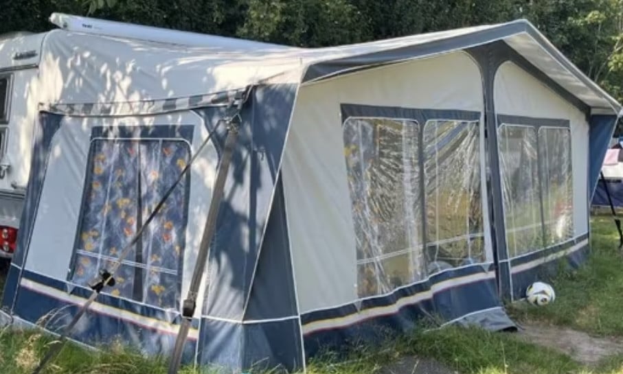 Dorema voortent maat 15 incl frame staal, met nieuwe luifel