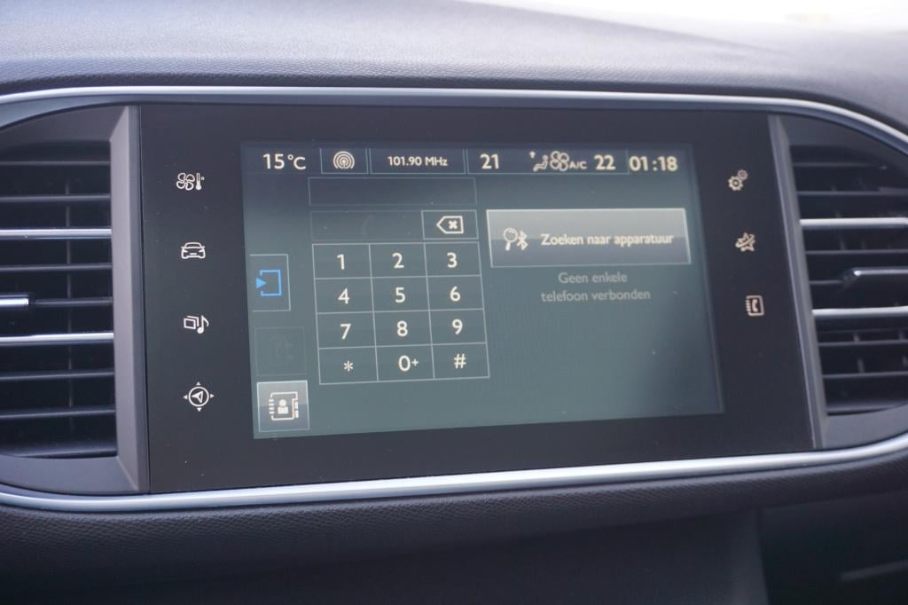 Peugeot 308 sw 1.2 e-thp blue lease executive climate / navi / cruise / pan