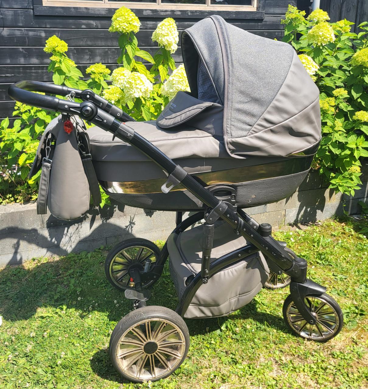 Luxe kinderwagen/Maxi-Cosi met base (isofix)