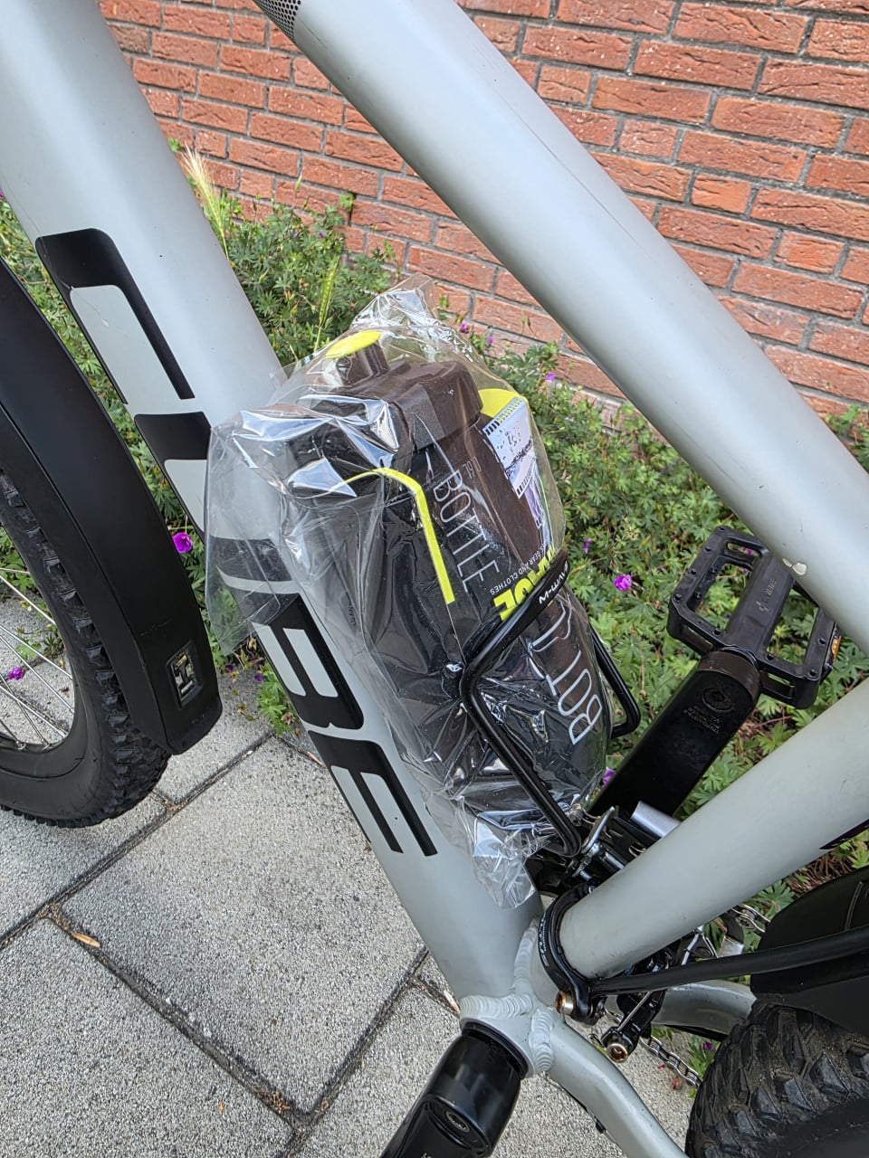 CUBE | ACCESS WS | 27.5 INCH | FRAME 35 CM | 2X8V | NETTE STAAT!