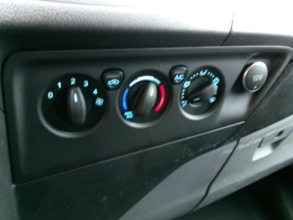 Ford Onbekend custom 2.0 tdci airco, cr.c., 9-persoons personenbus