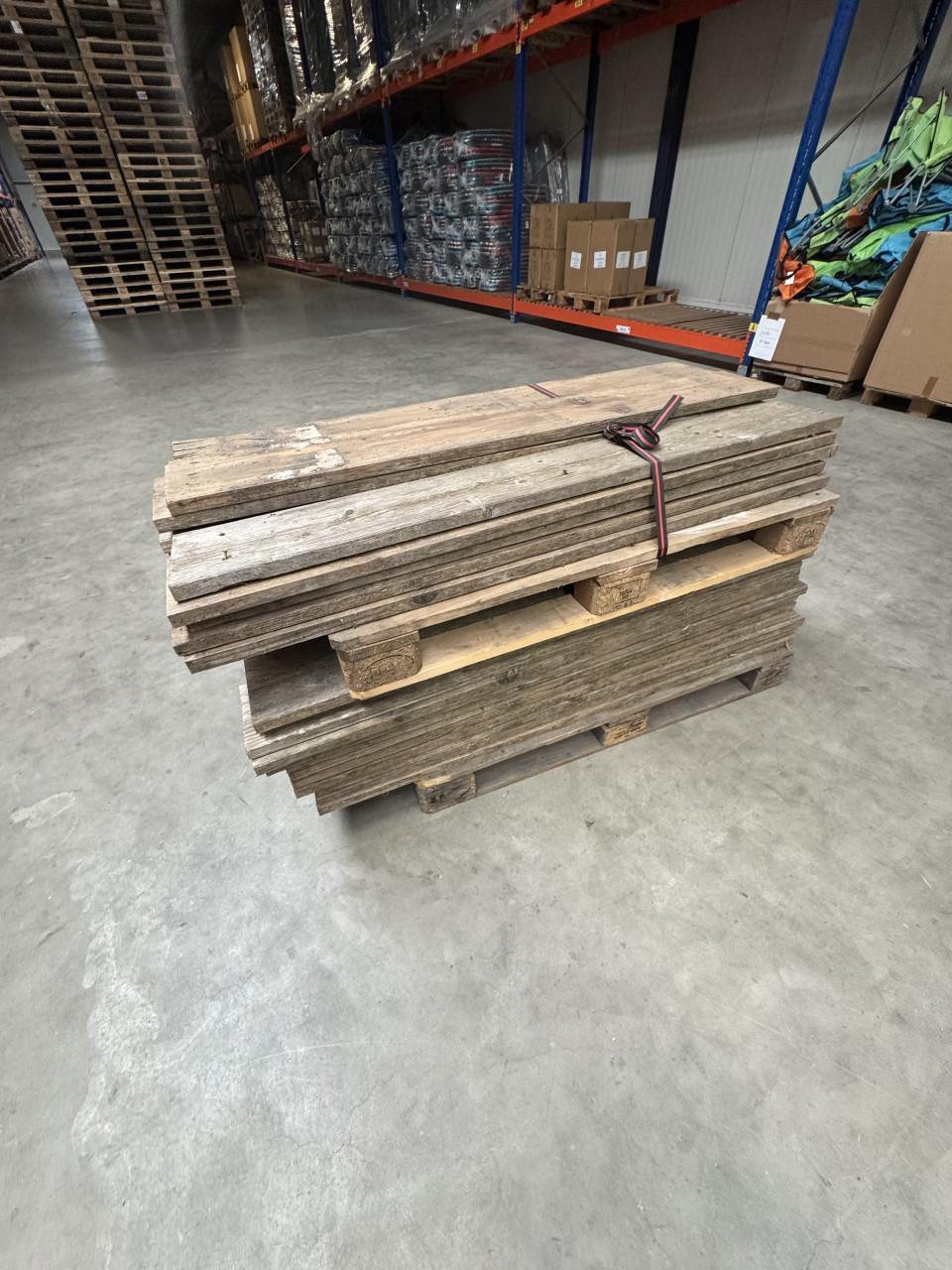 Pallet steiger hout