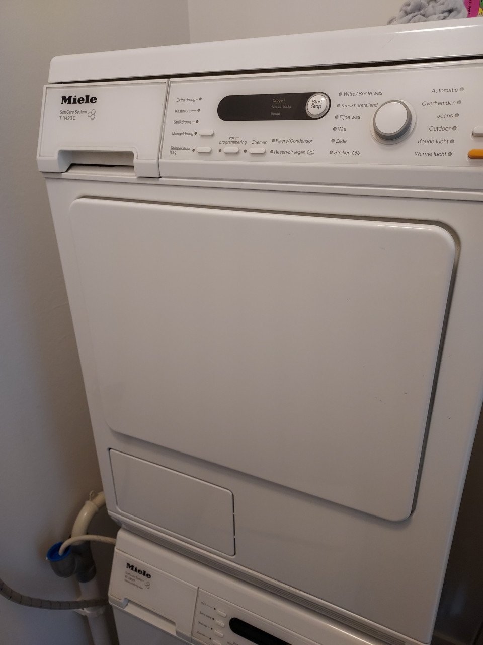 Miele wasmachine W3825 en droger T8423C