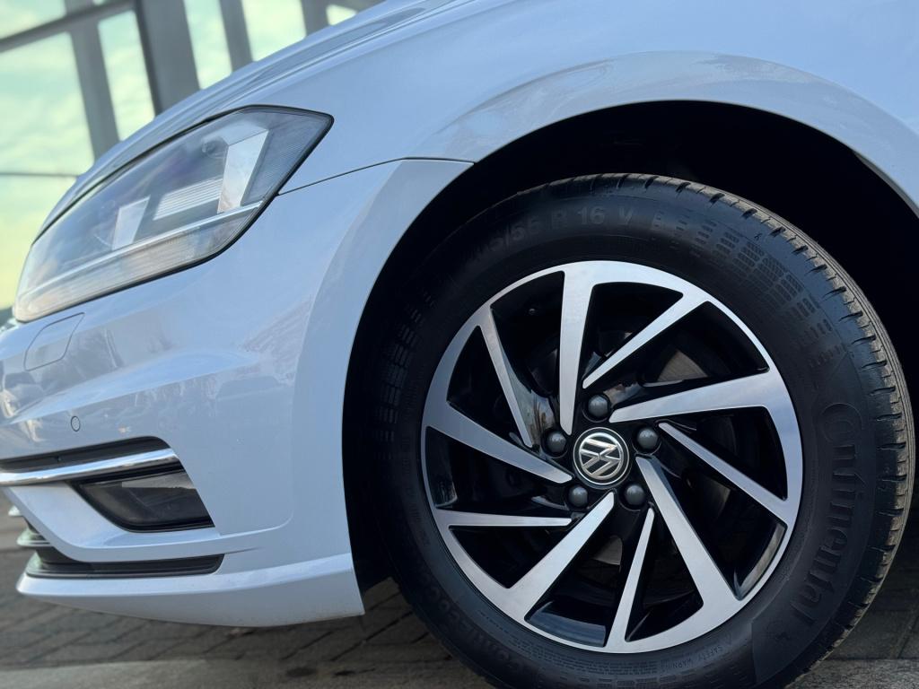 Volkswagen Golf 1.0 tsi join * virtual cockpit * navigatie * stoelverwarmin