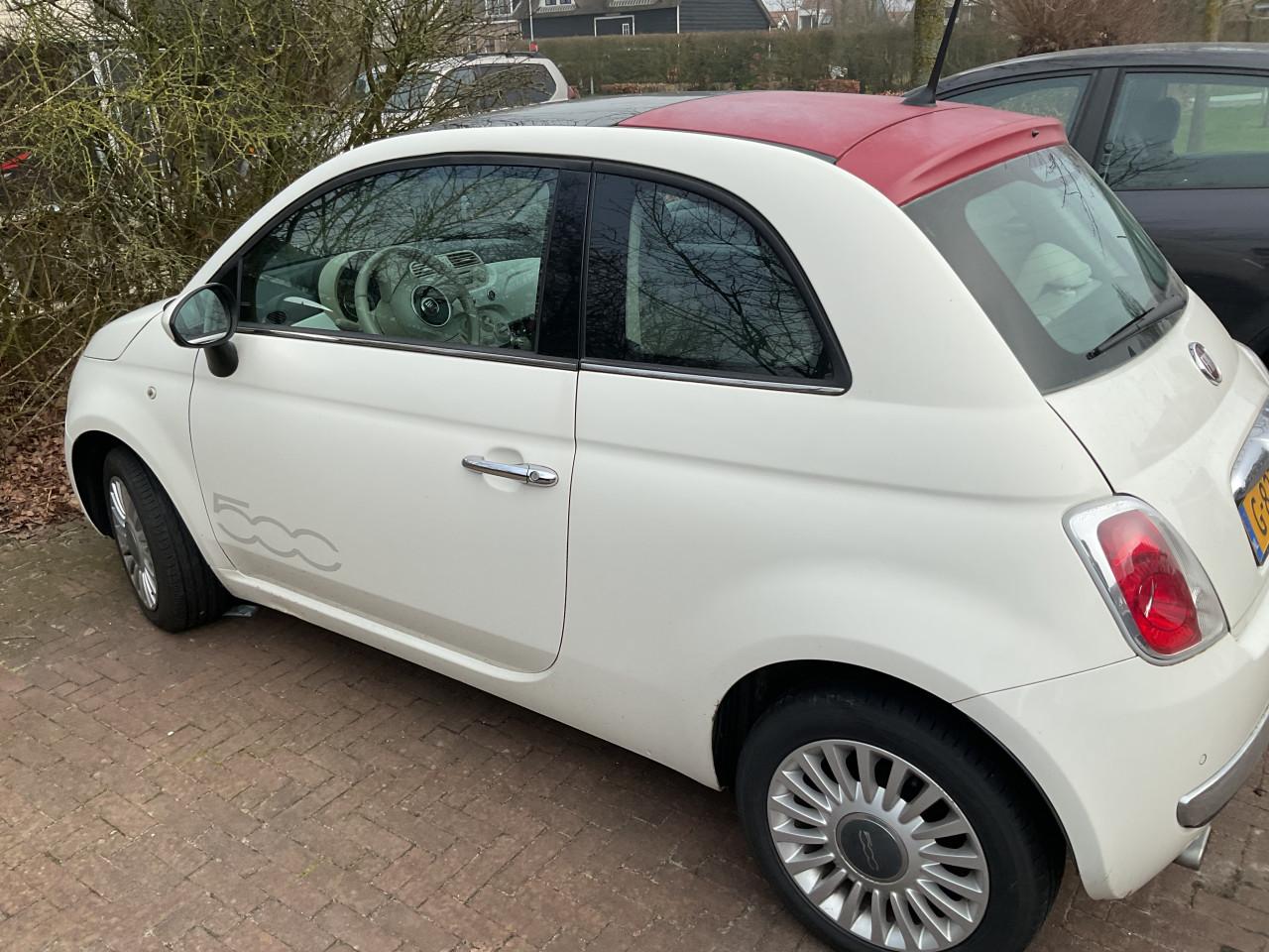 Te koop: nette fiat 500 panodak, climatecontrol.