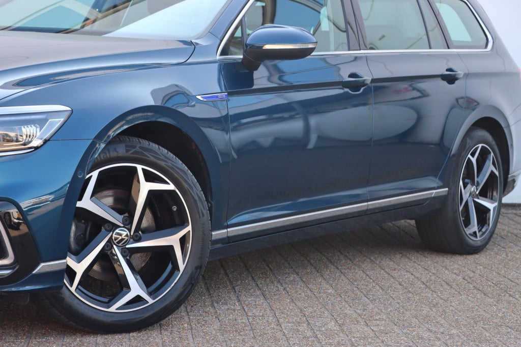 Volkswagen Passat variant 1.4 tsi phev gte business 218pk dsg6