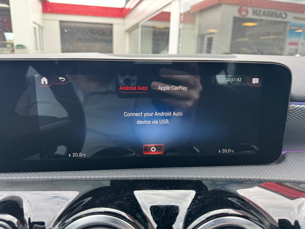 Mercedes-Benz A-Klasse 250 e business solution luxury limited