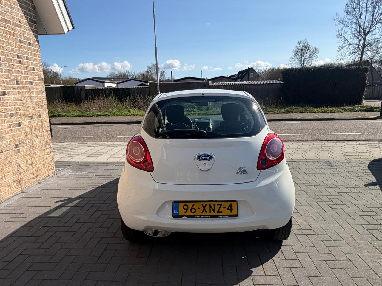 Ford Ka 1.2 Champions Edition 2012 Airco Nap Logisch