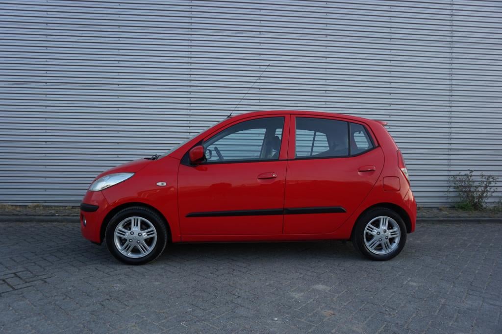 Hyundai I 10 1.1 dynamic xl airco / elektr. ramen / lm velgen / nap / apk t