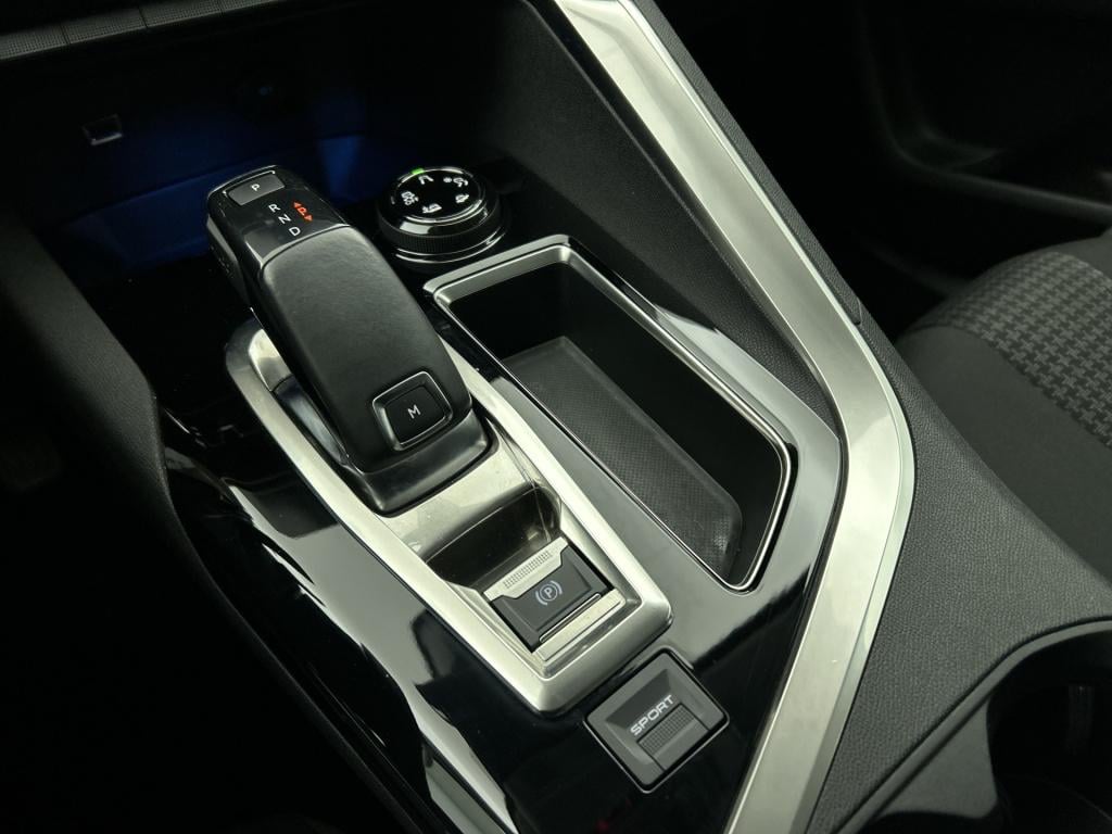 Peugeot 3008 130 pk puretech allure pack business | rijklaar |